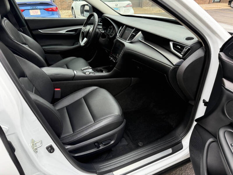 2023 Infiniti QX50 Pure