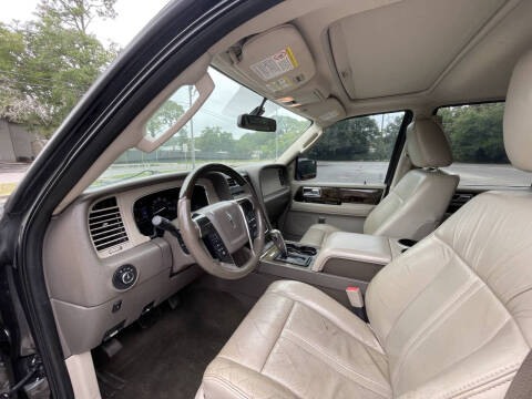 2016 Lincoln Navigator Select