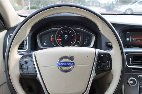 2015 Volvo S60 T5 Drive-E Premier