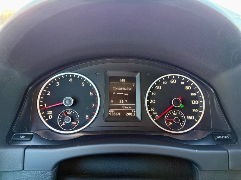 2011 Volkswagen Tiguan SE