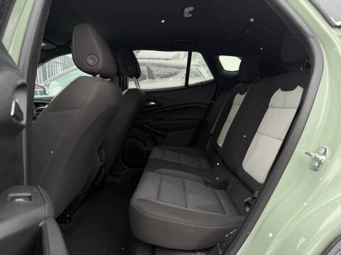2024 Chevrolet Trax RS