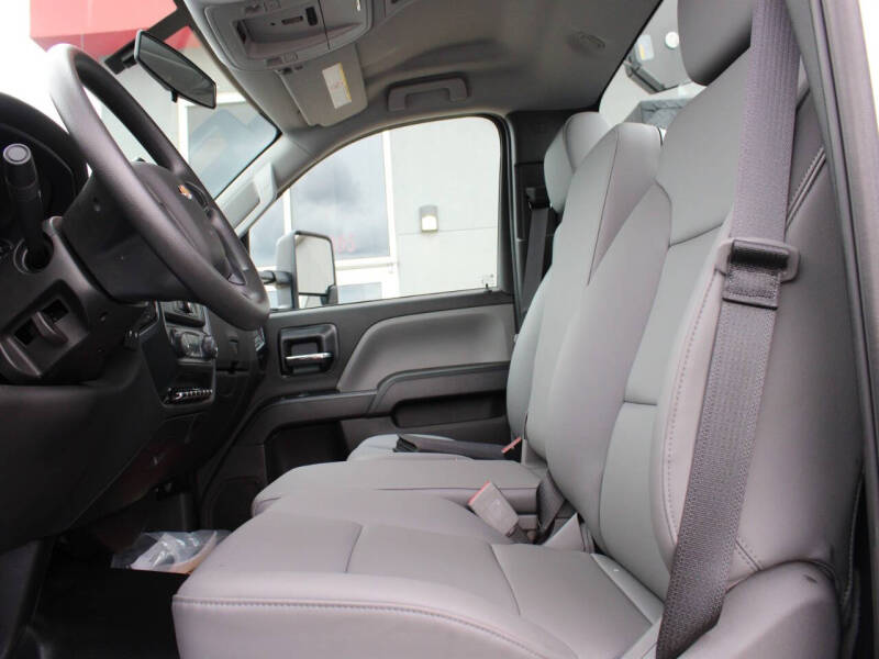 2023 Chevrolet Silverado 6500HD