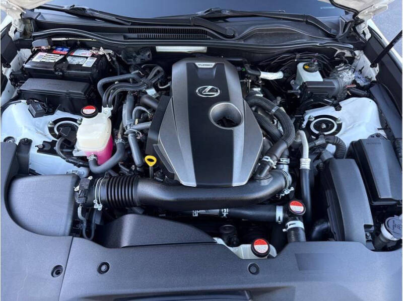 2016 Lexus RC 200t