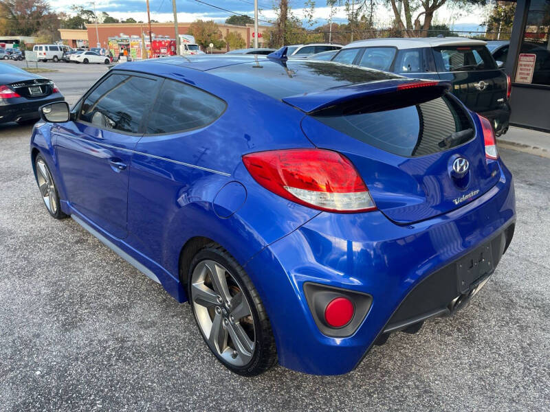 2014 Hyundai Veloster Base photo 5