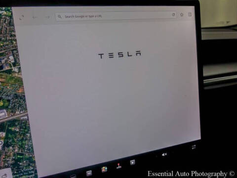 2022 Tesla Model S Plaid