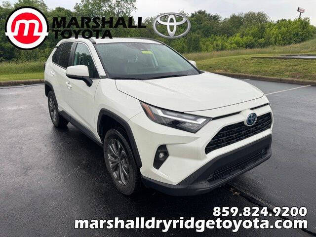 2022 Toyota RAV4 Hybrid XLE Premium