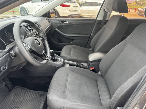 2016 Volkswagen Jetta