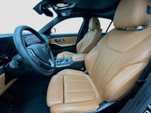 2023 BMW 3 Series 330e