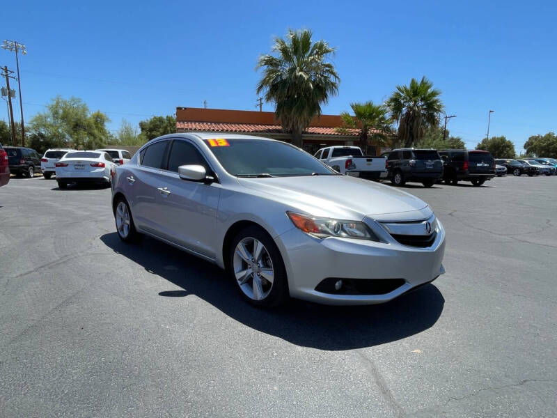 2013 Acura ILX 2.0L w/Tech