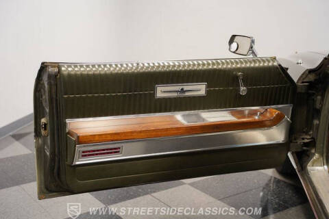 1969 Ford Thunderbird