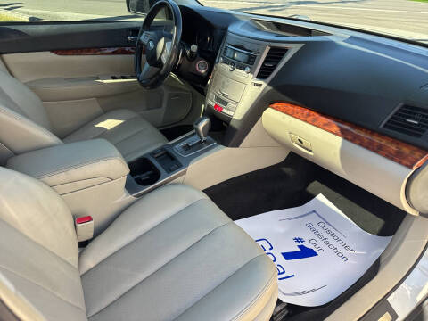 2010 Subaru Outback 2.5i Limited