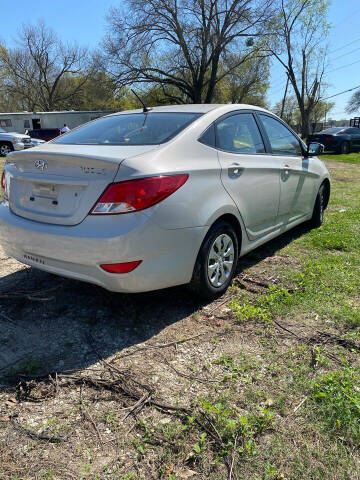 2016 Hyundai Accent SE