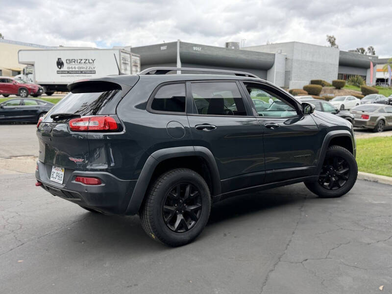 2018 Jeep Cherokee Trailhawk