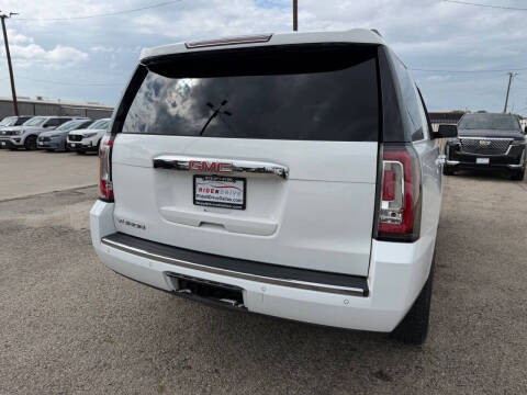 2016 GMC Yukon Denali