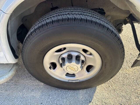 2024 Chevrolet Express 2500