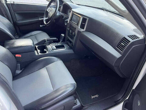 2010 Jeep Grand Cherokee Laredo