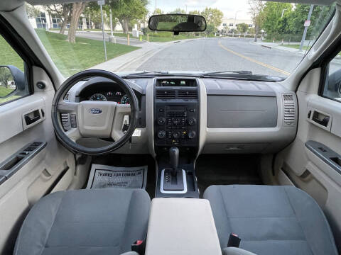 2011 Ford Escape XLS