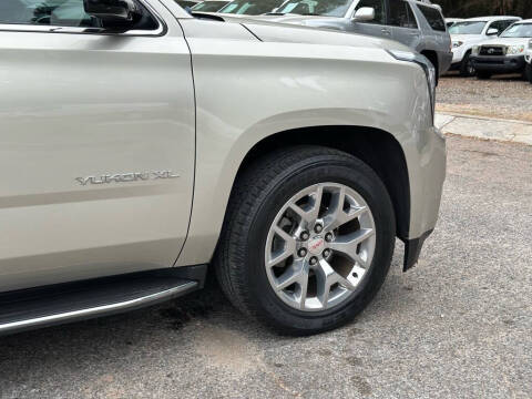 2017 GMC Yukon XL SLE