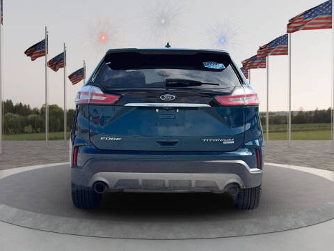 2020 Ford Edge Titanium