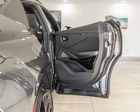 2026 Aston Martin DBX 707