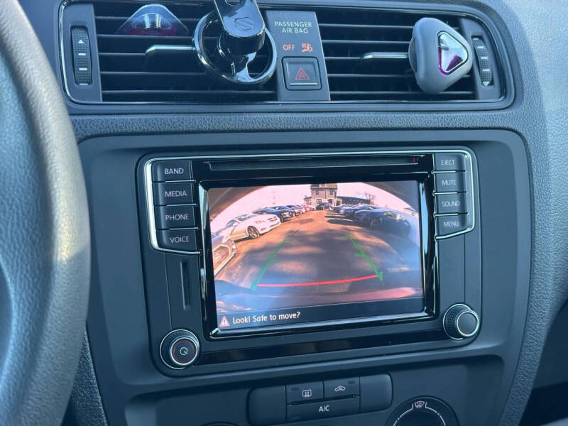 2016 Volkswagen Jetta