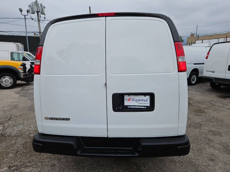 2020 Chevrolet Express 3500