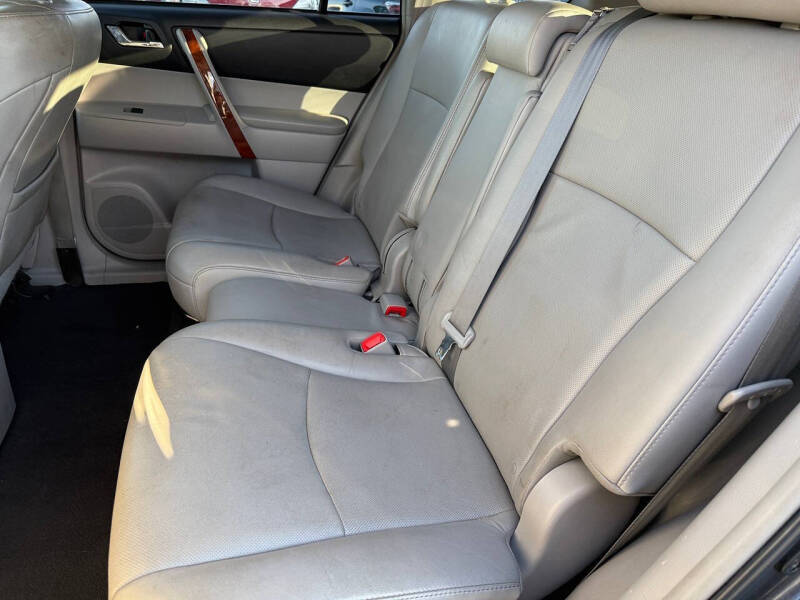 2011 Toyota Highlander Limited