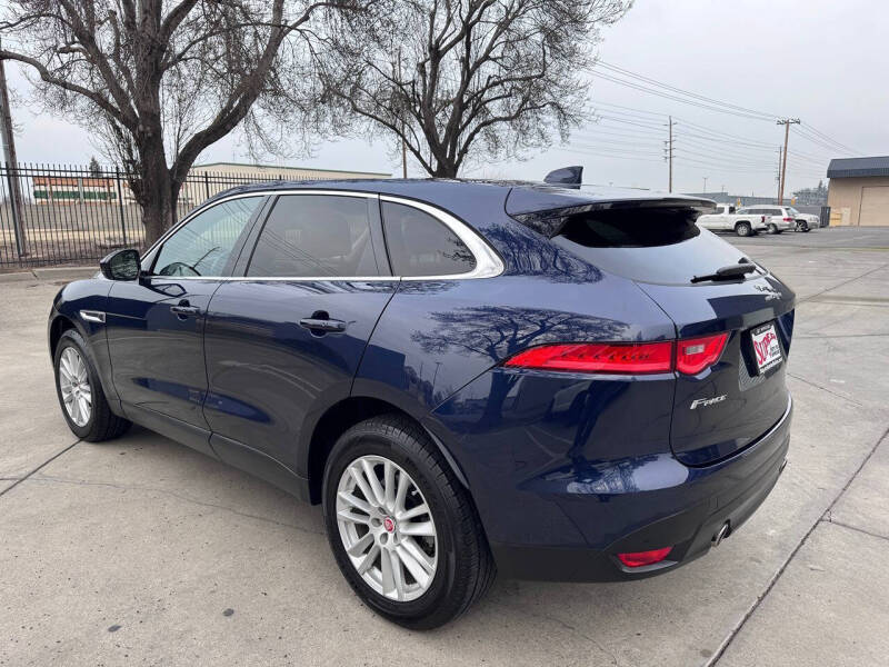 2017 Jaguar F-PACE 35t Prestige