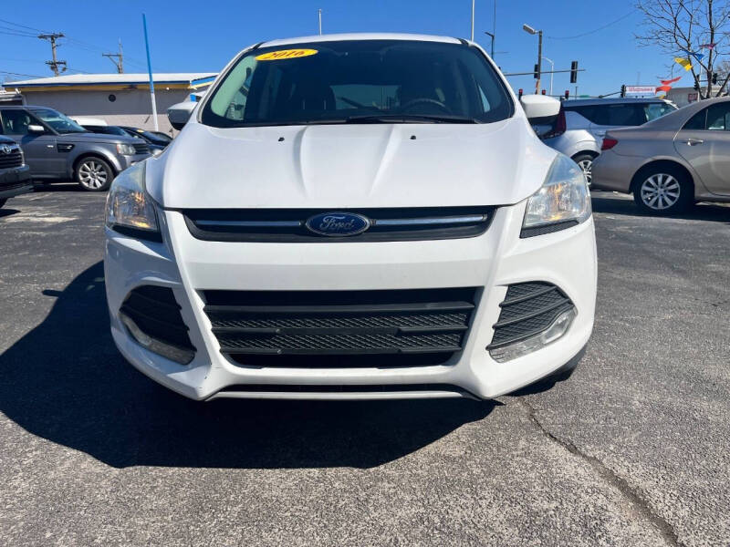 2016 Ford Escape SE