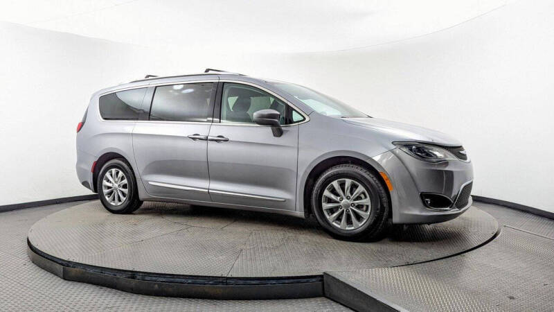 2019 Chrysler Pacifica Touring L