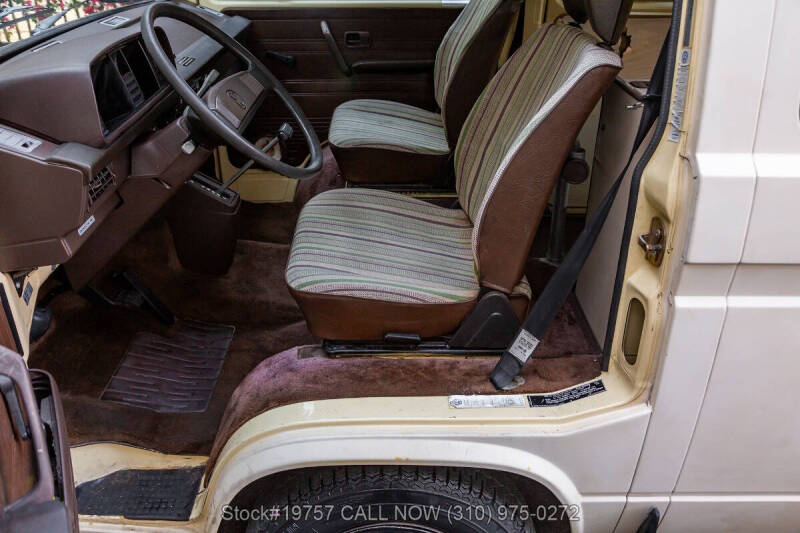 1982 Volkswagen Vanagon Camper