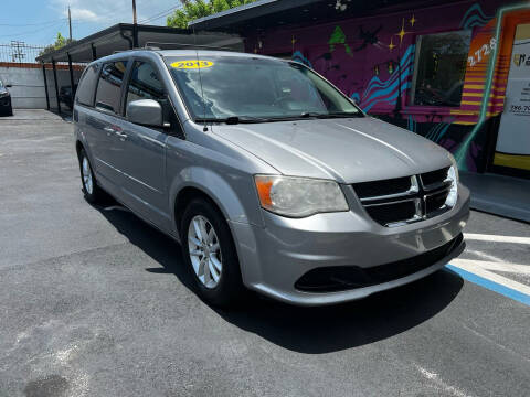 2013 Dodge Grand Caravan for sale at EM Auto Sales in Miami FL