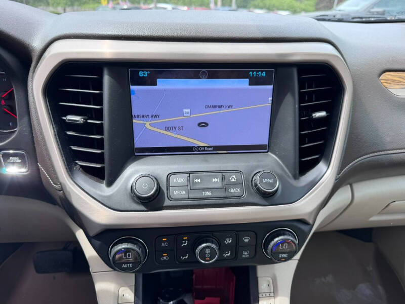 2017 GMC Acadia Denali