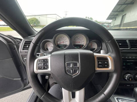 2013 Dodge Challenger SXT