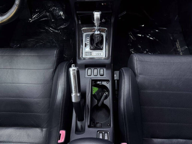 2011 Mitsubishi Lancer Evolution MR