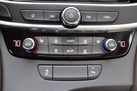 2017 Buick LaCrosse Essence