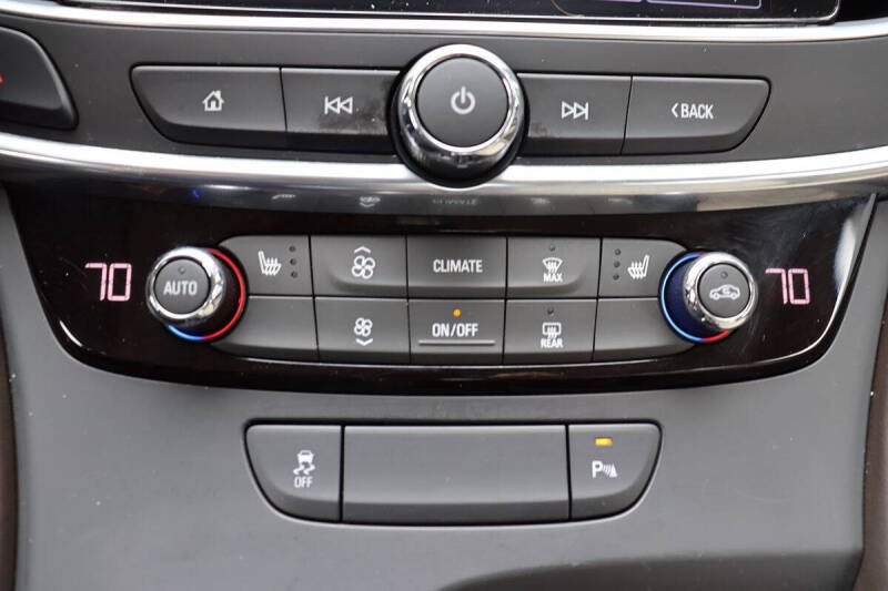 2017 Buick LaCrosse Essence