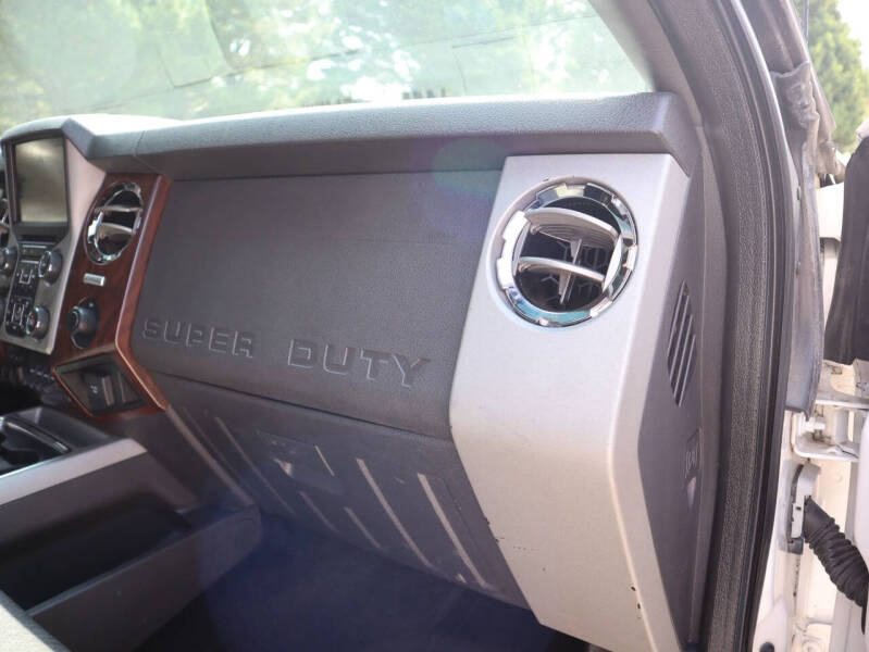 2016 Ford F-350 Super Duty Lariat