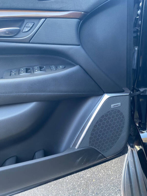 2020 Cadillac Escalade Premium Luxury