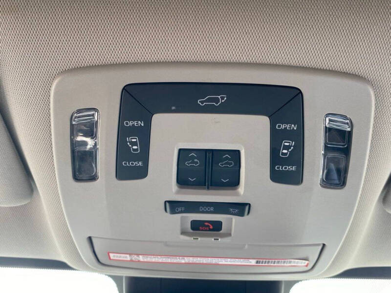 2025 Toyota Sienna