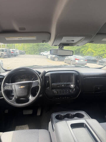 2018 Chevrolet Silverado 1500 Custom