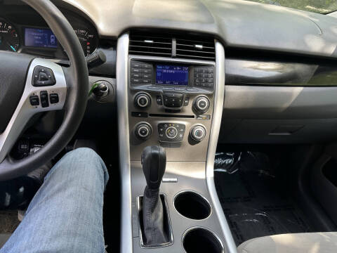 2013 Ford Edge SE