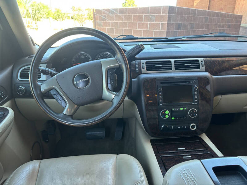 2009 GMC Yukon Denali