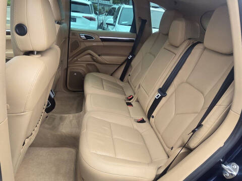 2013 Porsche Cayenne Tiptronic