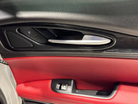 2020 Alfa Romeo Stelvio Sport