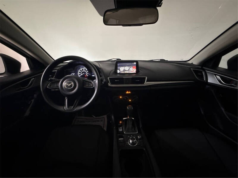 2018 Mazda MAZDA3 Sport