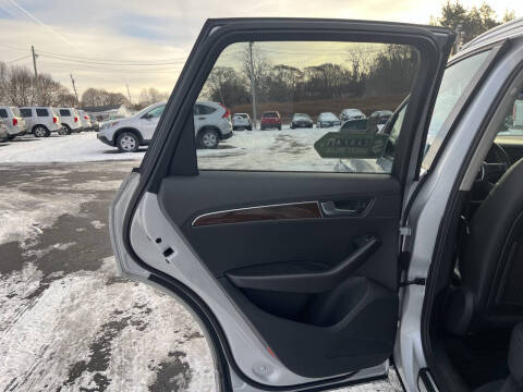 2011 Audi Q5 3.2 quattro Premium Plus