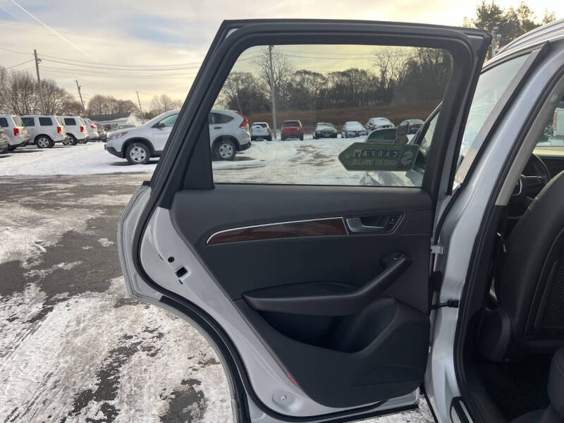 2011 Audi Q5 3.2 quattro Premium Plus