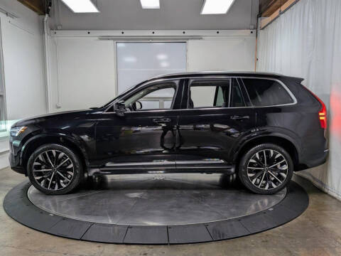 2025 Volvo XC90 B5 Plus Bright Theme 7P