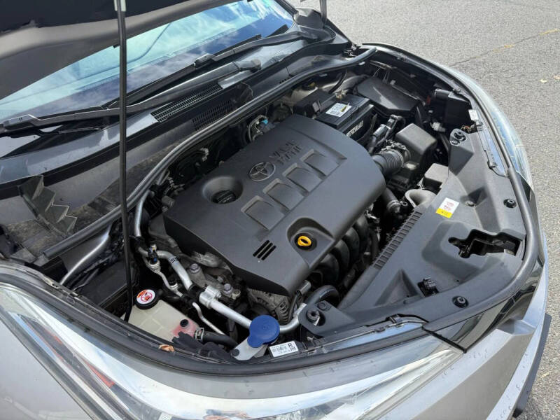 2018 Toyota C-HR XLE Premium